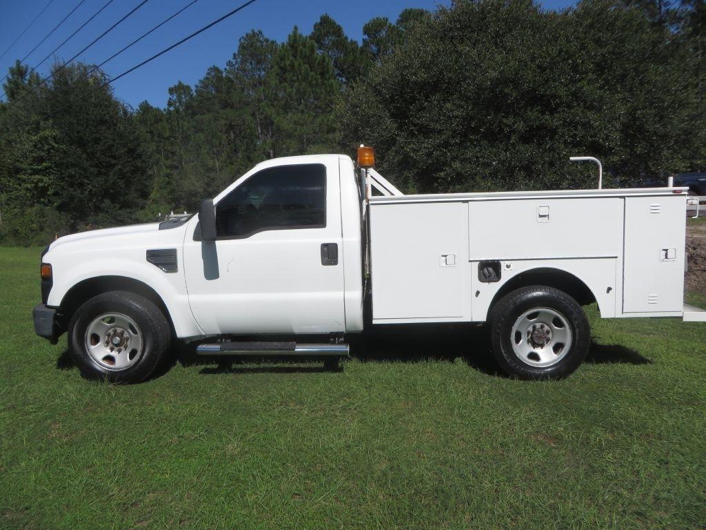 Ford Super Duty F-350 SRW  2008