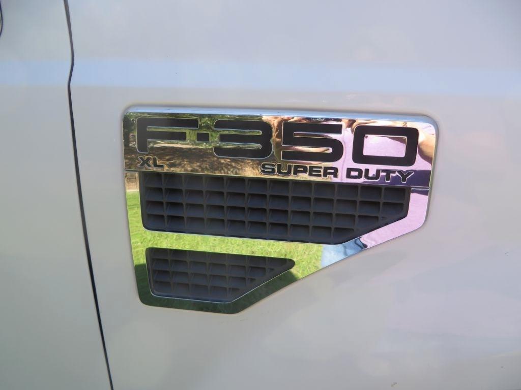 Ford Super Duty F-350 SRW  2008
