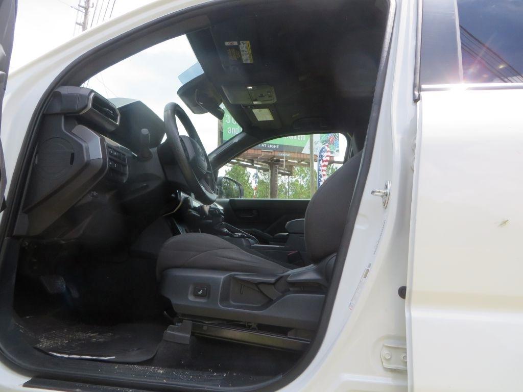 Toyota Tacoma 4WD  2024