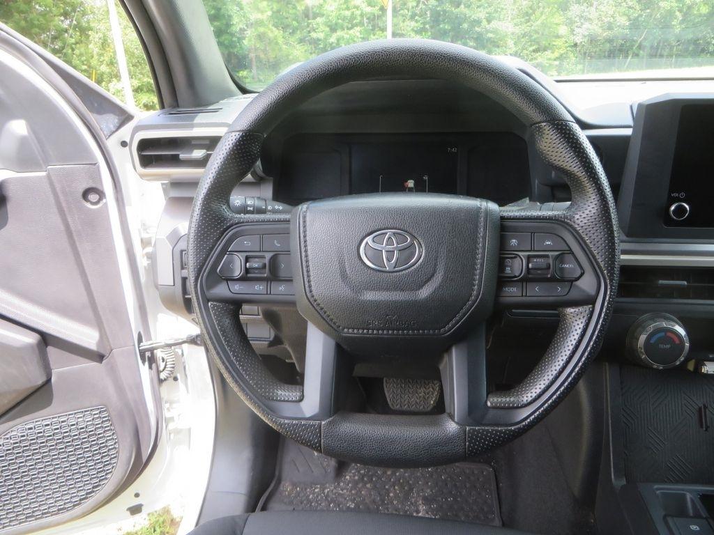 Toyota Tacoma 4WD  2024