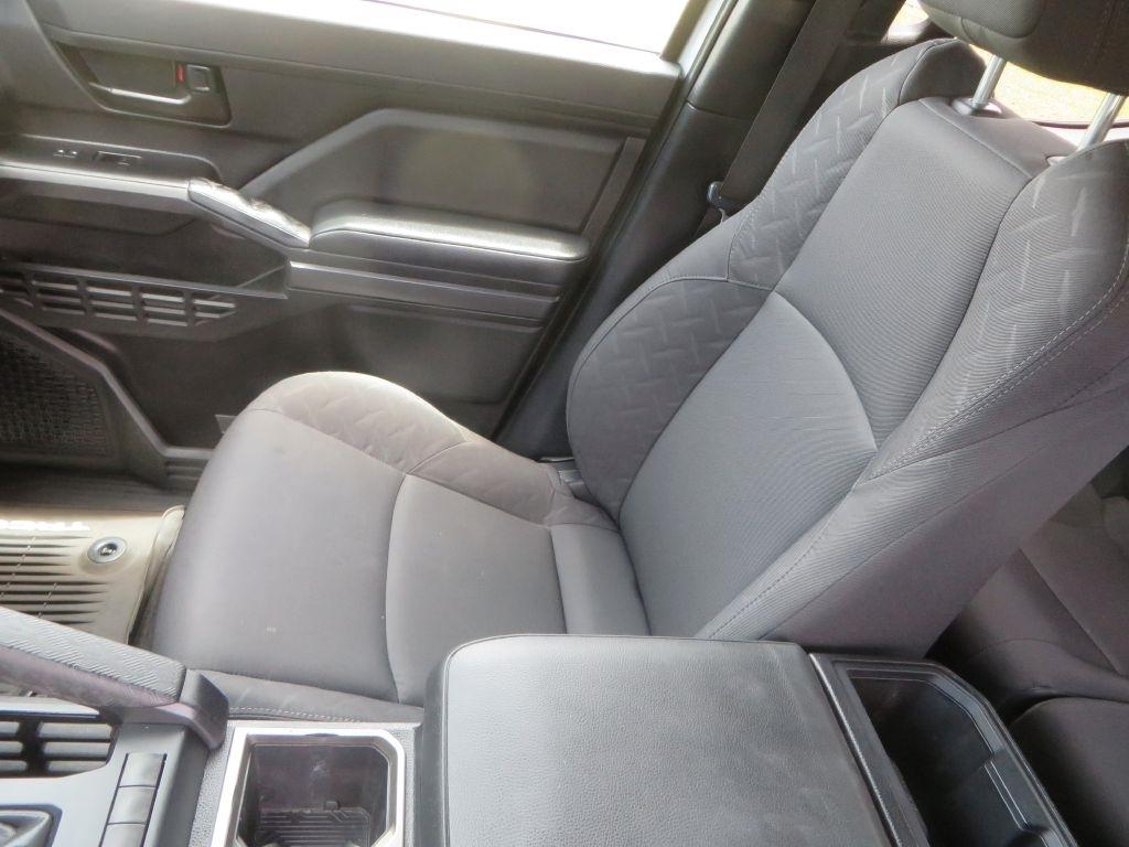 Toyota Tacoma 4WD  2024