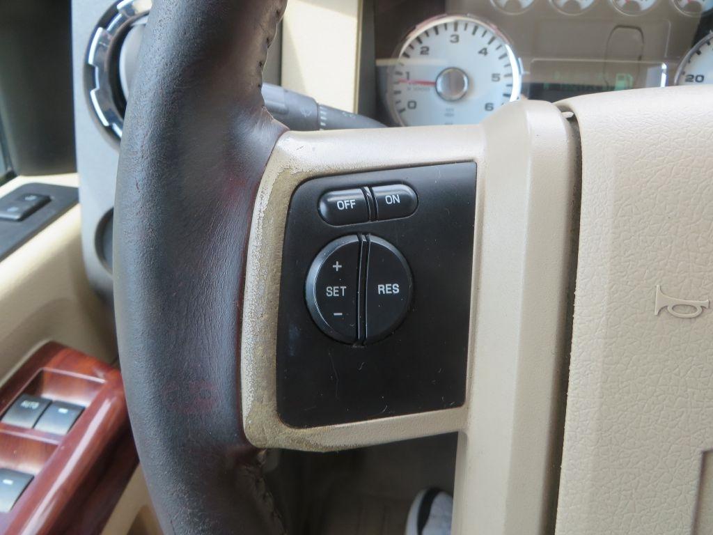Ford Super Duty F-350 DRW  2009