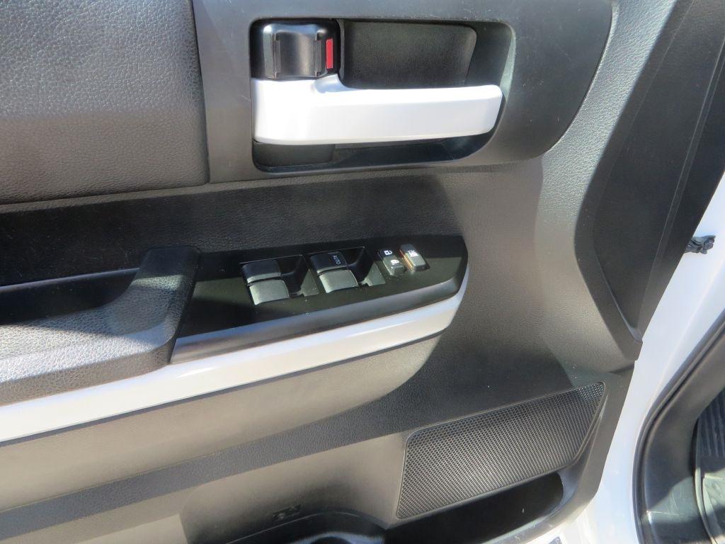Toyota Tundra 4WD  2018