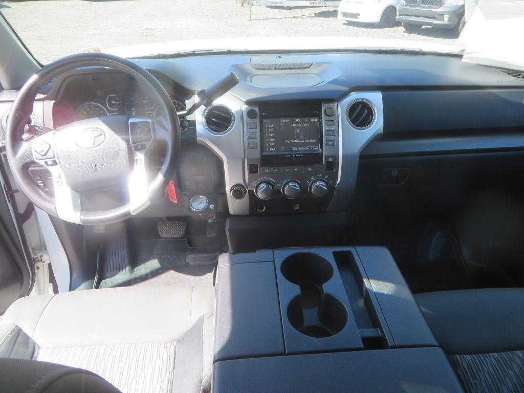 Toyota Tundra 4WD  2018