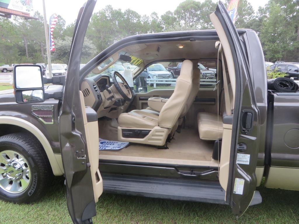 Ford Super Duty F-350 SRW  2008