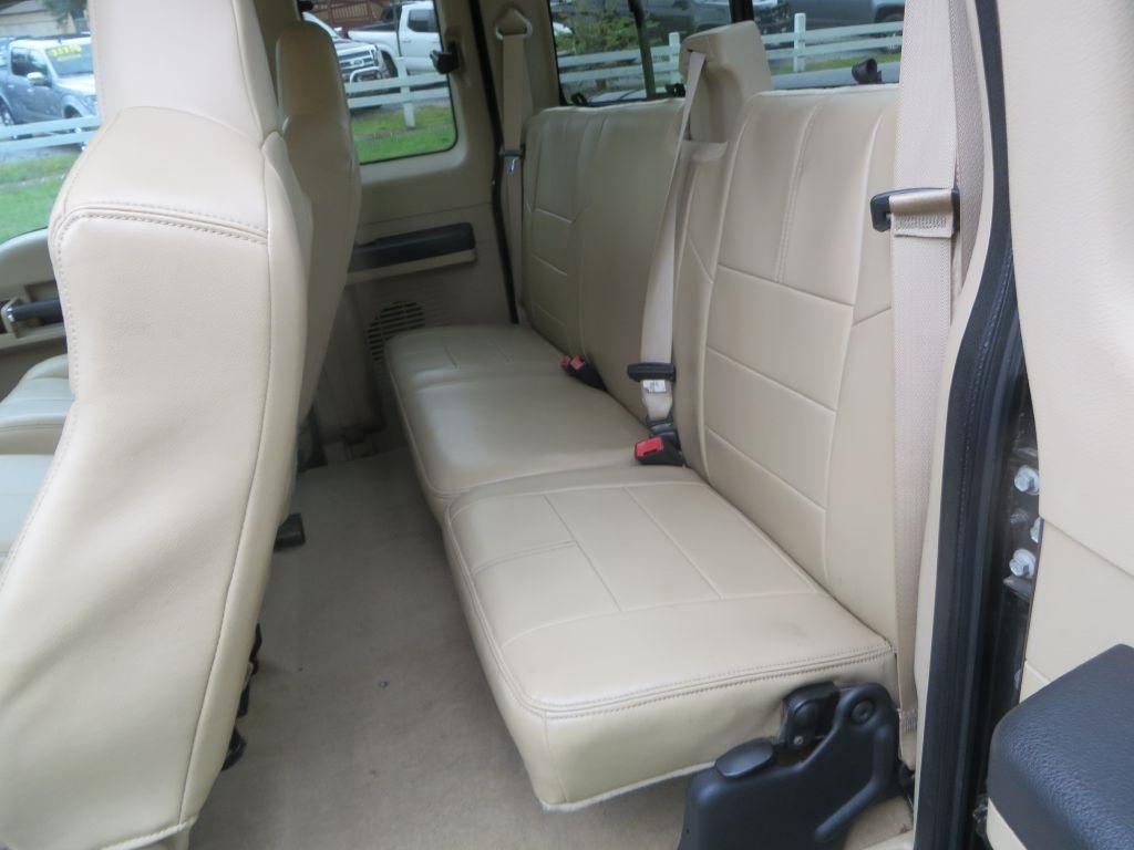 Ford Super Duty F-350 SRW  2008