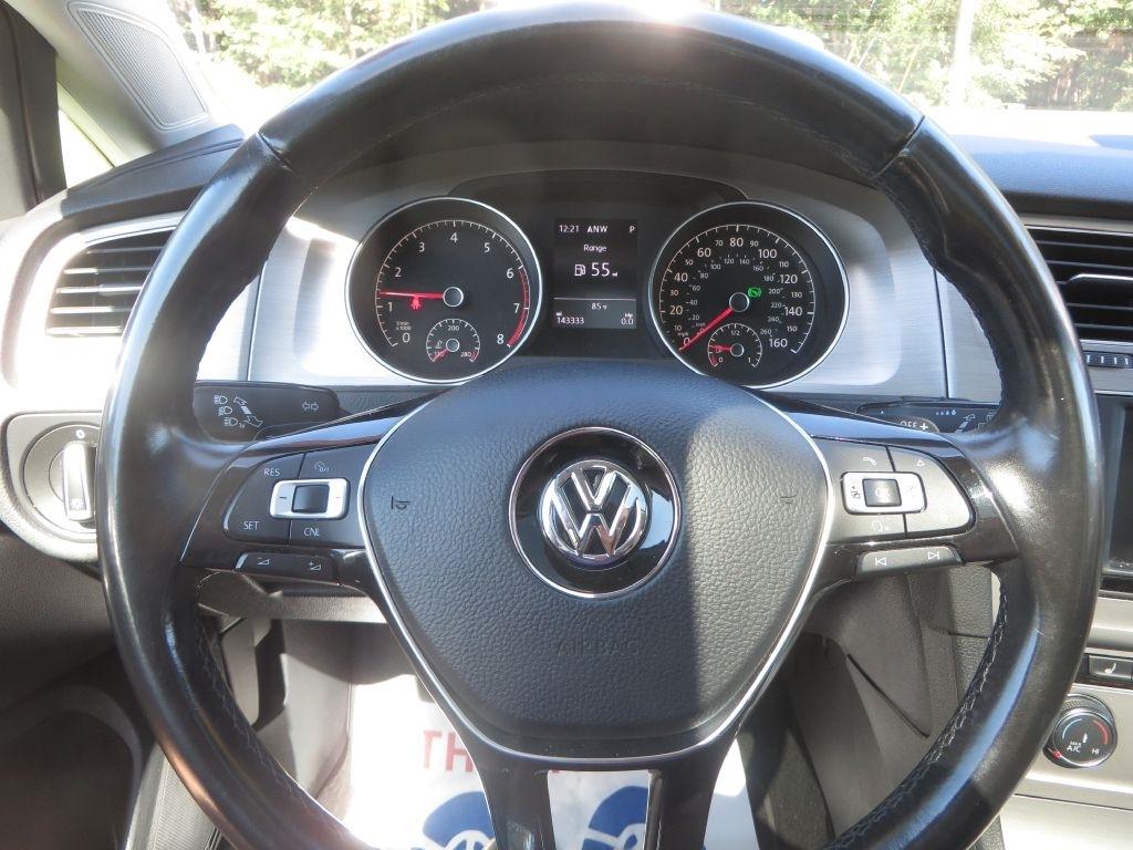 Volkswagen Golf  2017