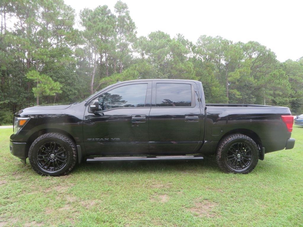 Nissan Titan SV 2018