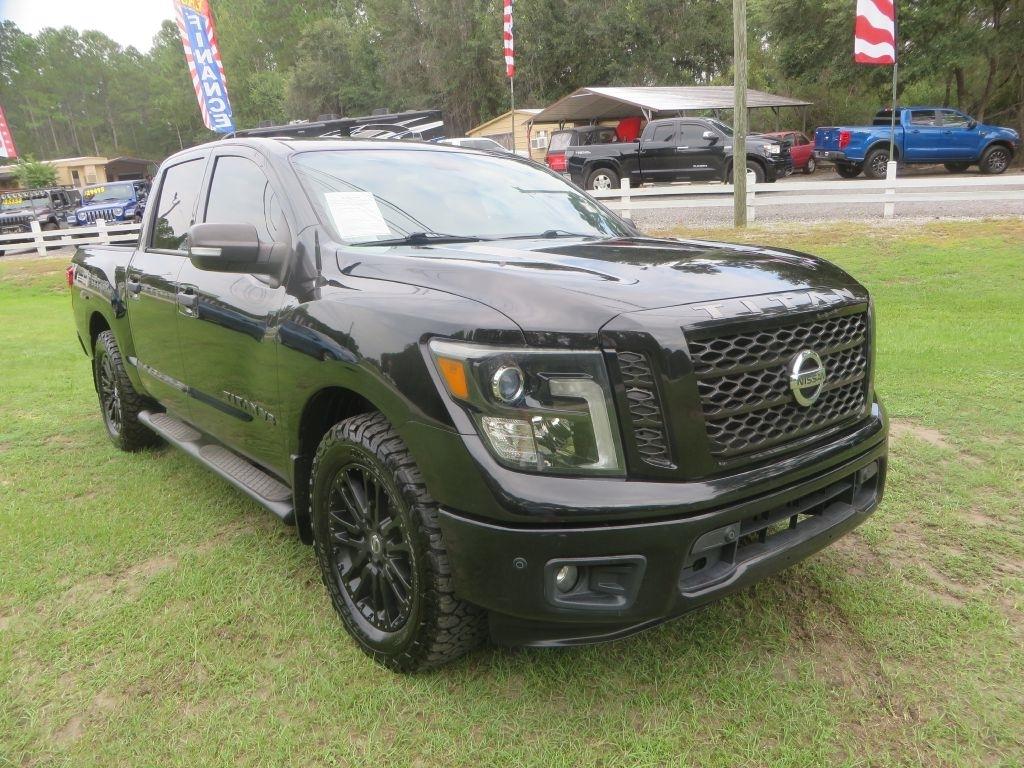Nissan Titan SV 2018