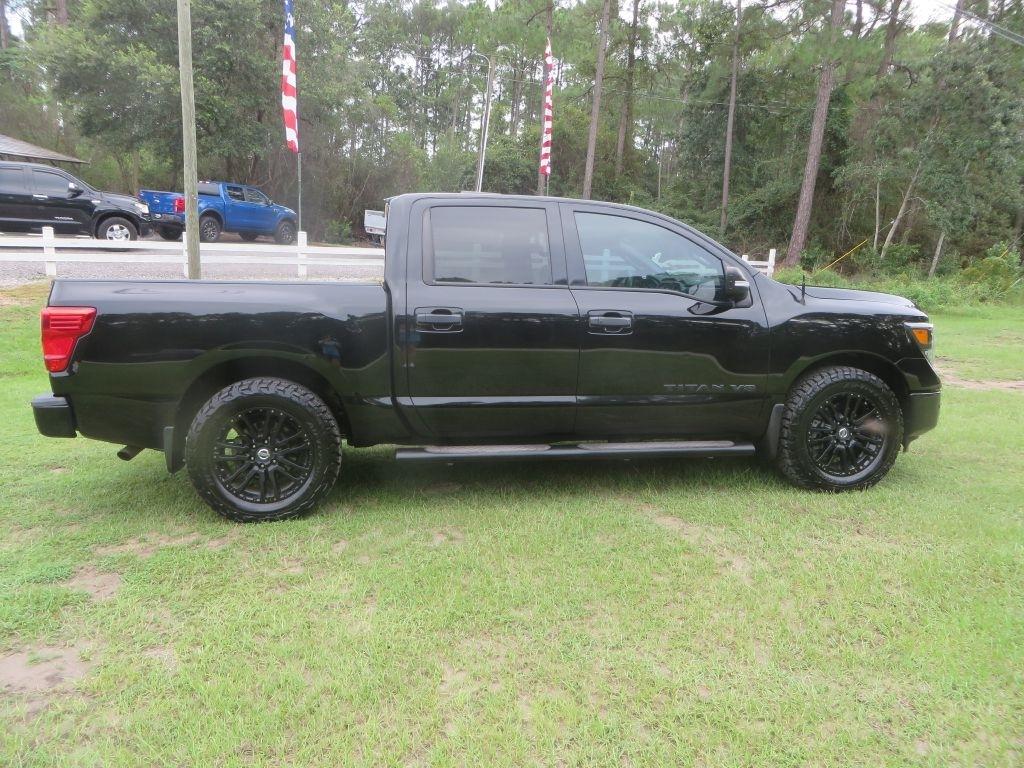 Nissan Titan SV 2018