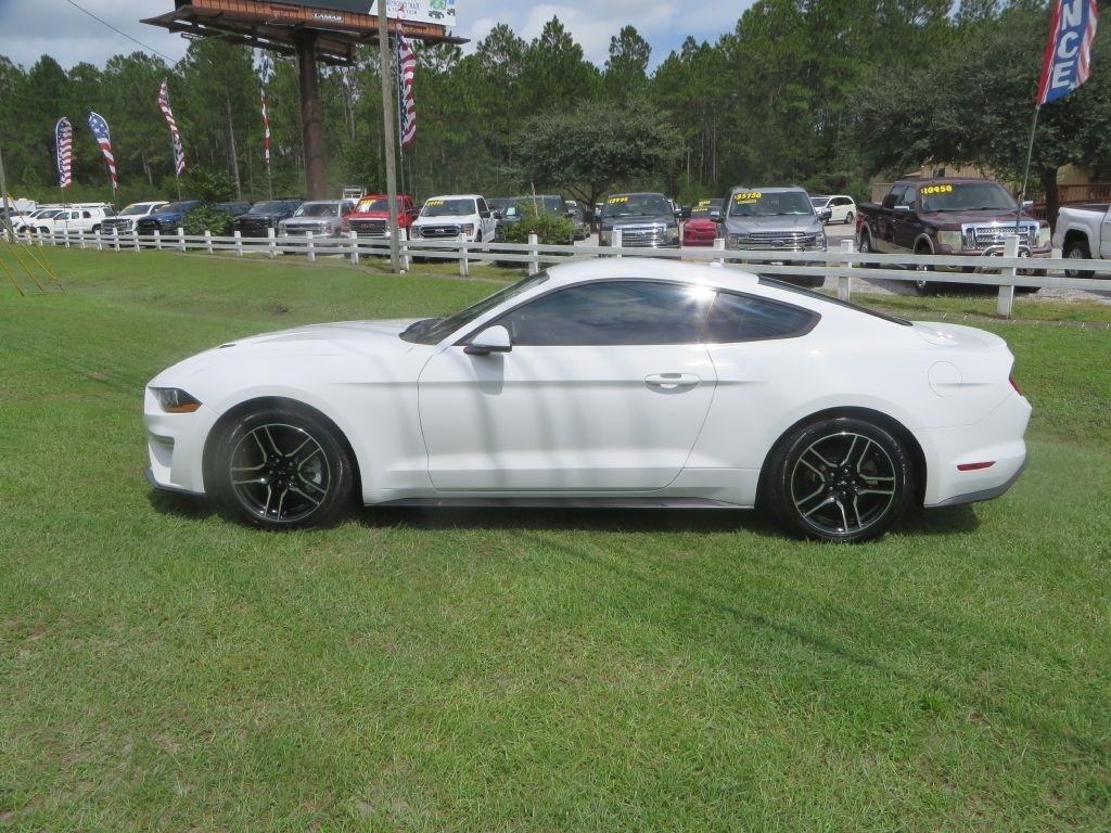 Ford Mustang  2020
