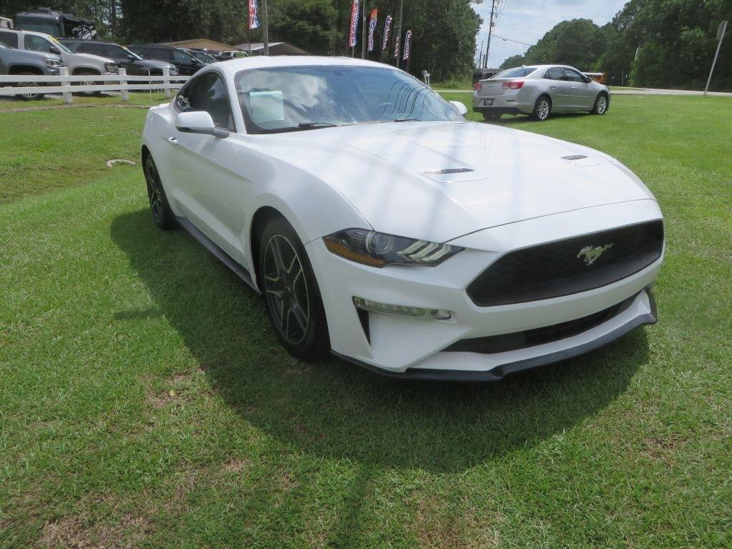 Ford Mustang  2020