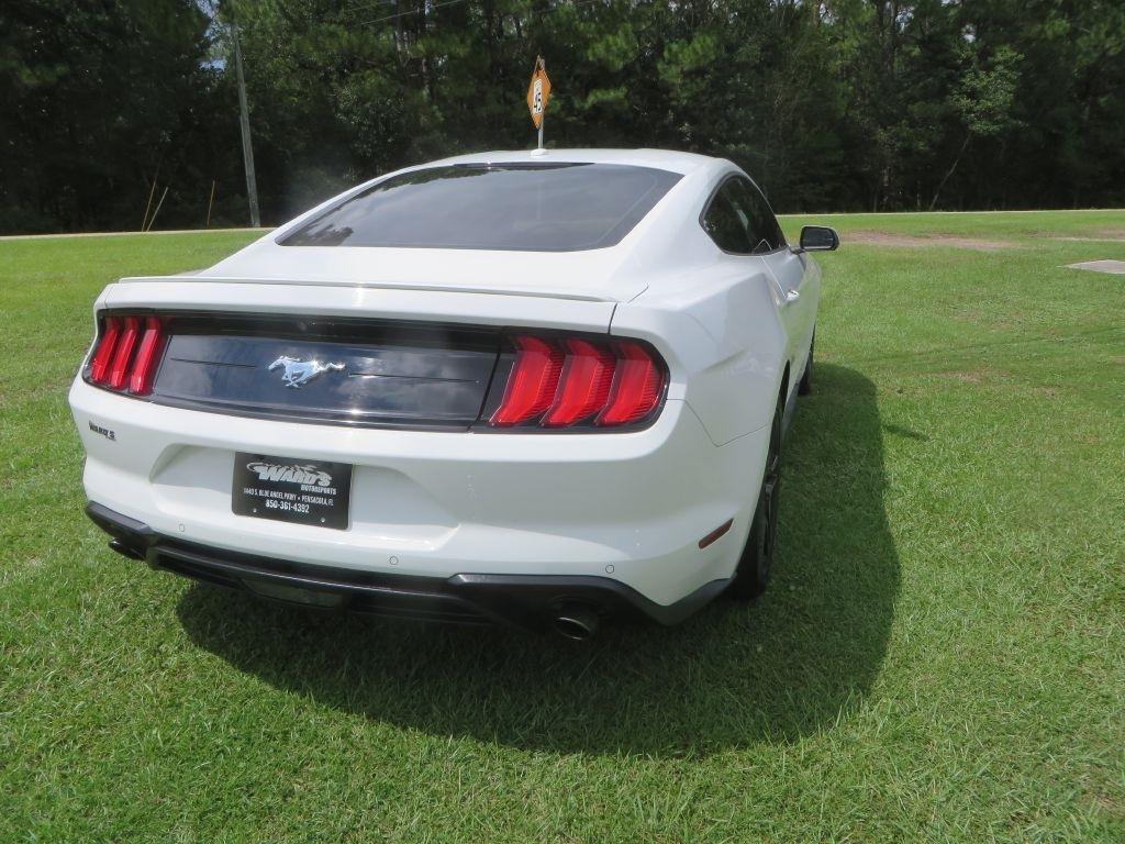 Ford Mustang  2020