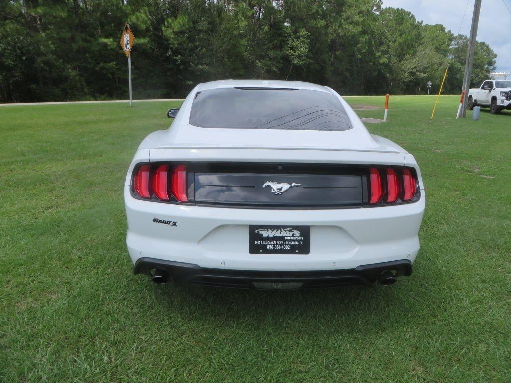 Ford Mustang  2020