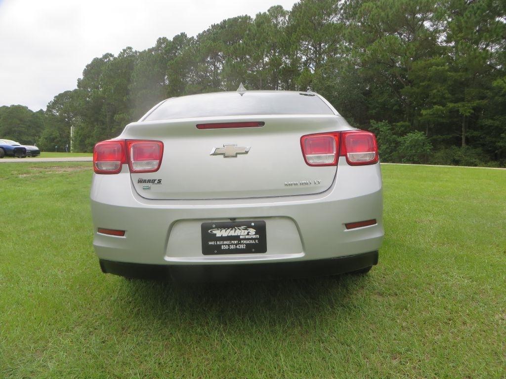 Chevrolet Malibu  2015