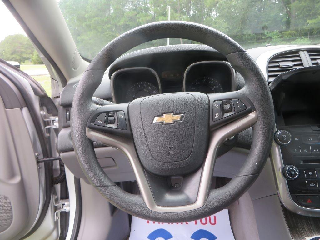 Chevrolet Malibu  2015