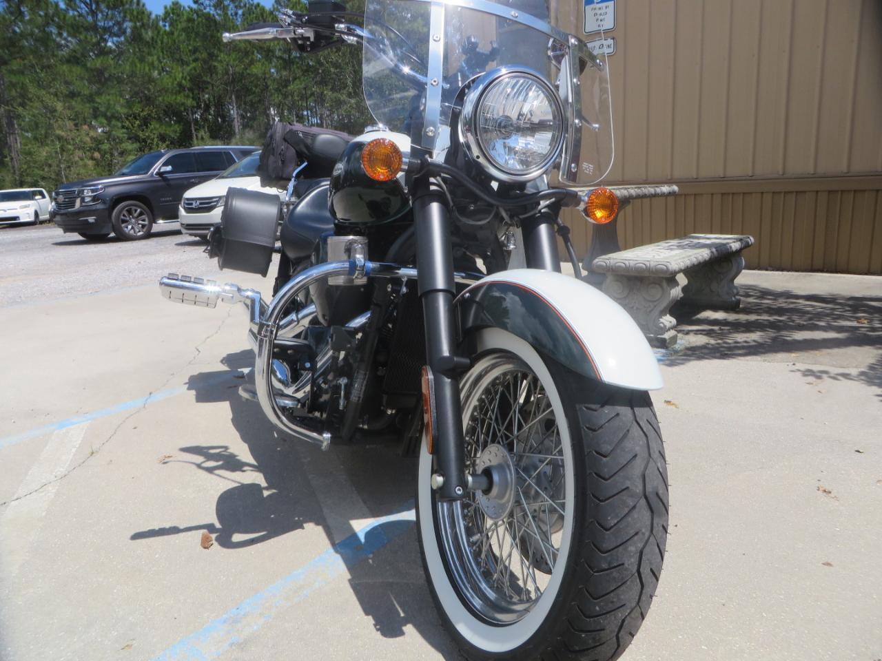 Kawasaki Vulcan 900 Classic  2022