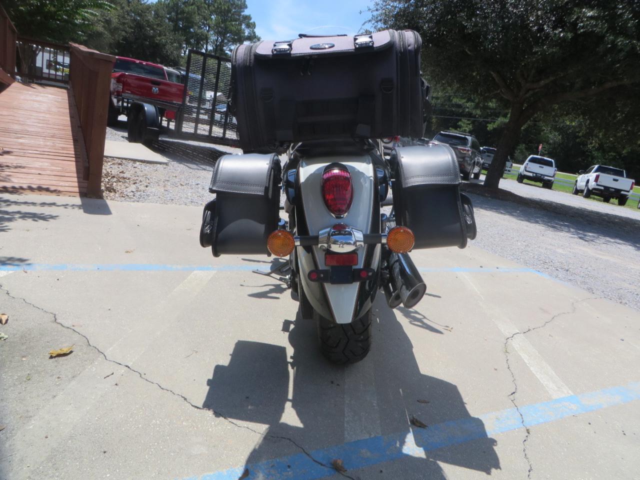 Kawasaki Vulcan 900 Classic  2022