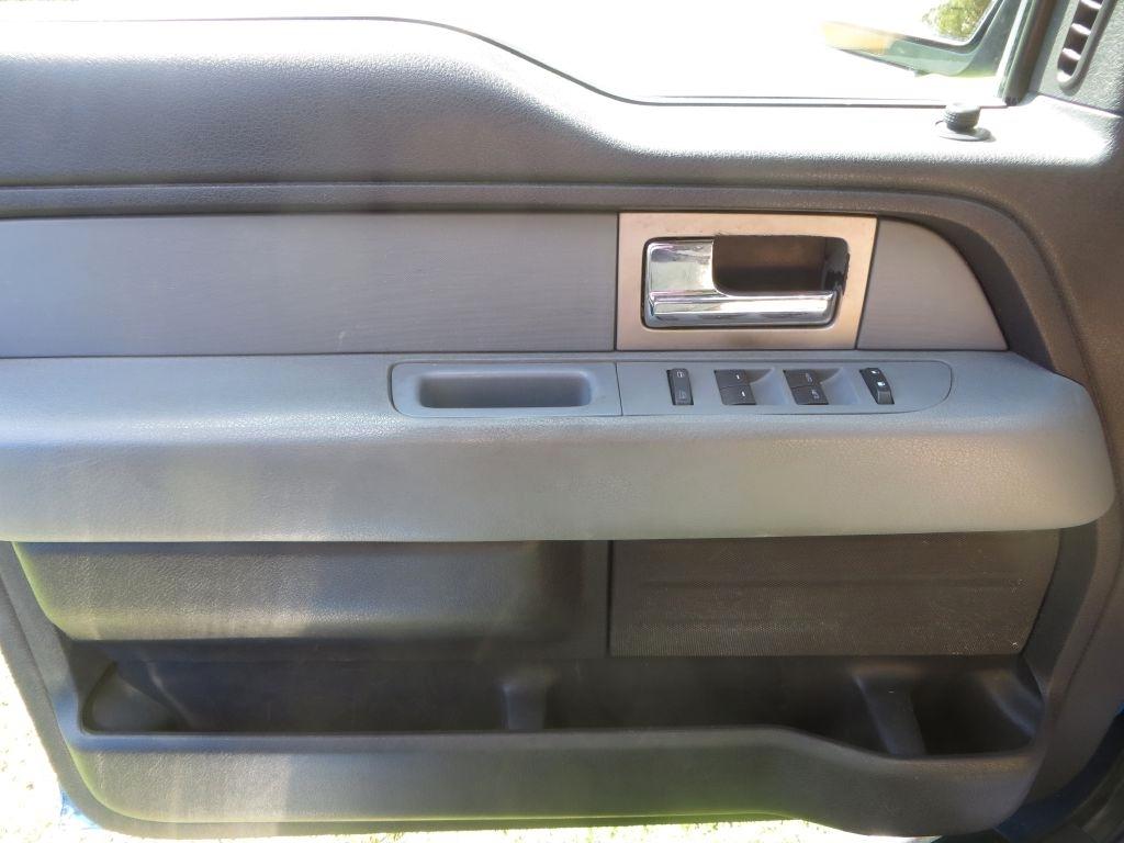 Ford F-150  2011
