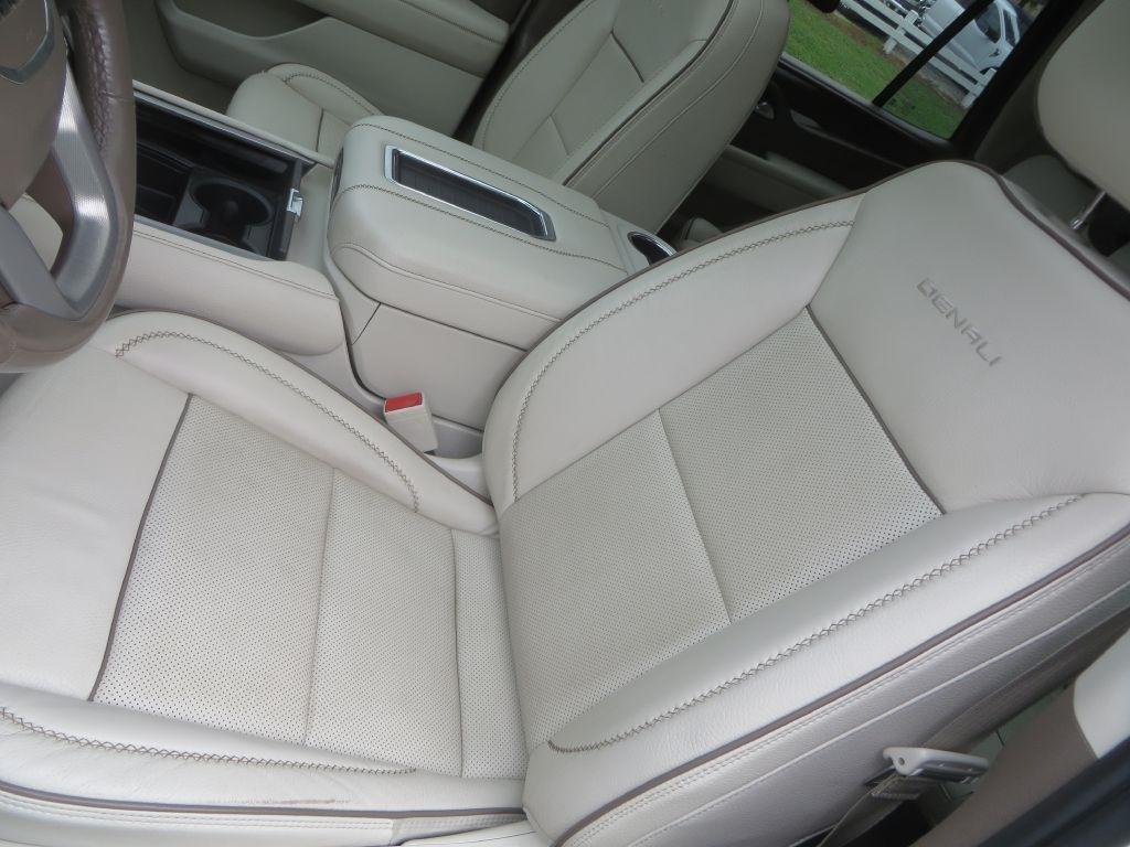 GMC Yukon  2023