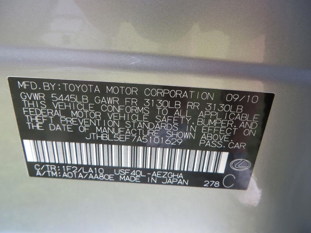 Lexus LS 460  2010