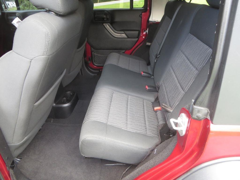 Jeep Wrangler Unlimited  2012