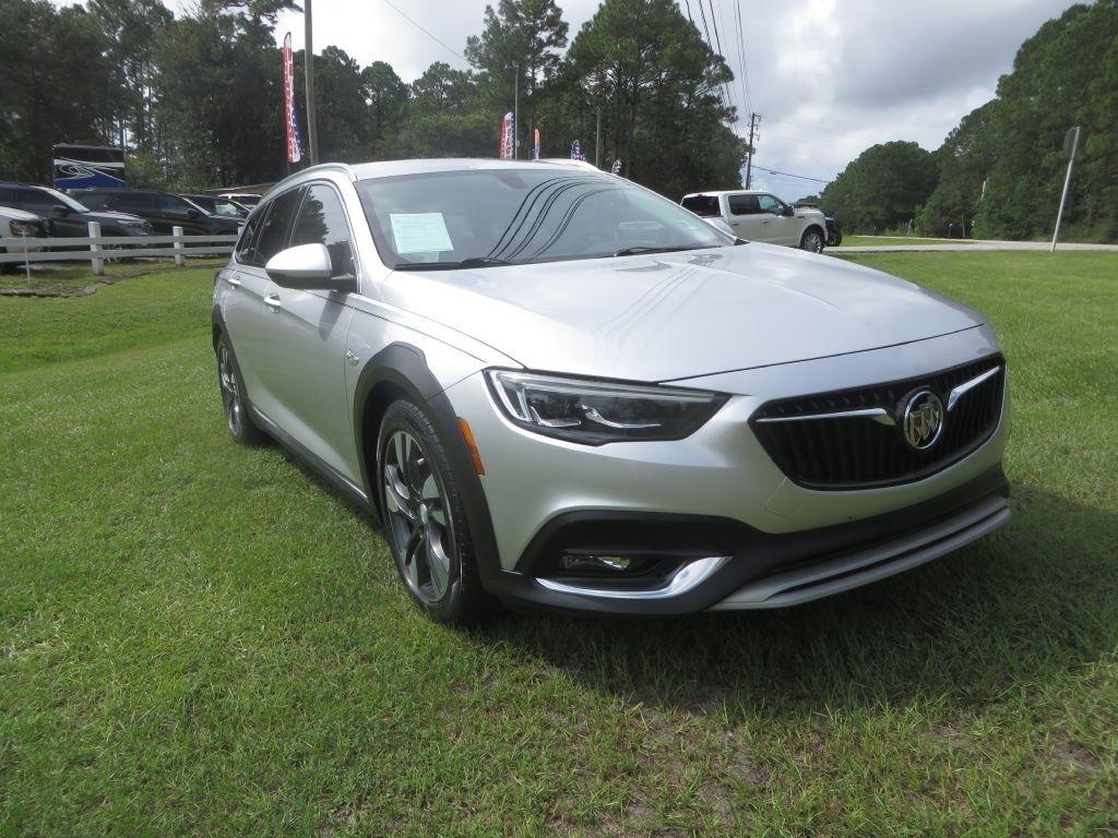 Buick Regal TourX  2018