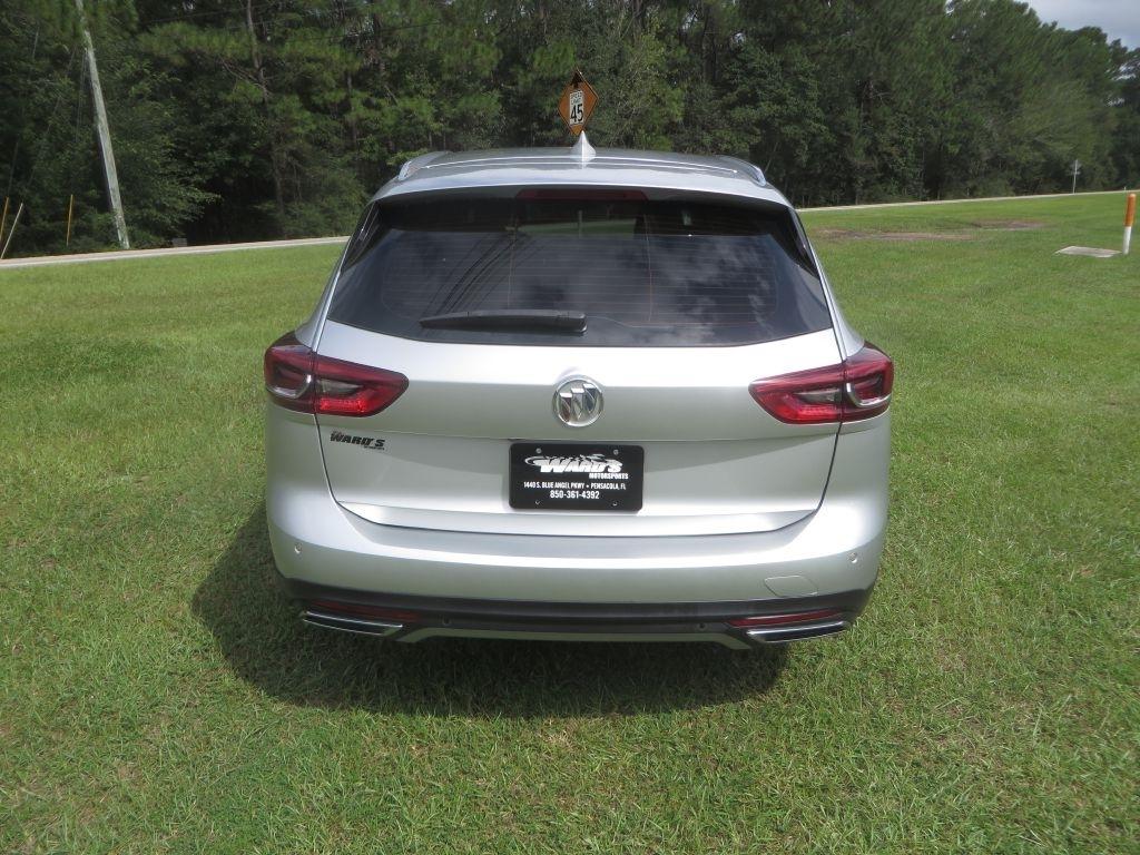 Buick Regal TourX  2018
