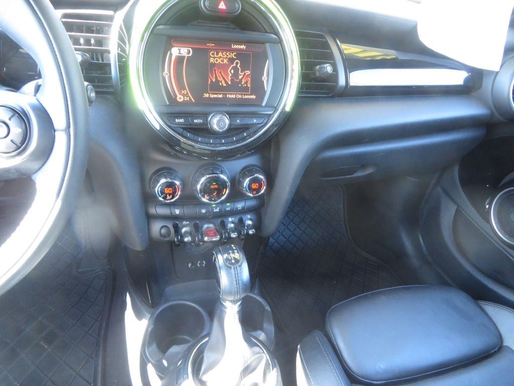 MINI Cooper Hardtop 4 Door  2015