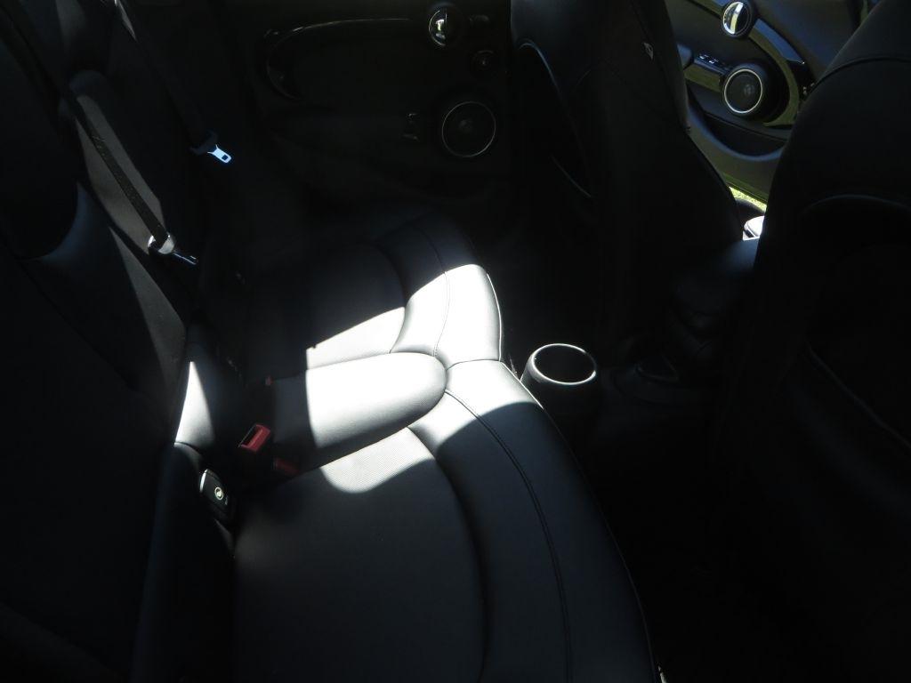 MINI Cooper Hardtop 4 Door  2015