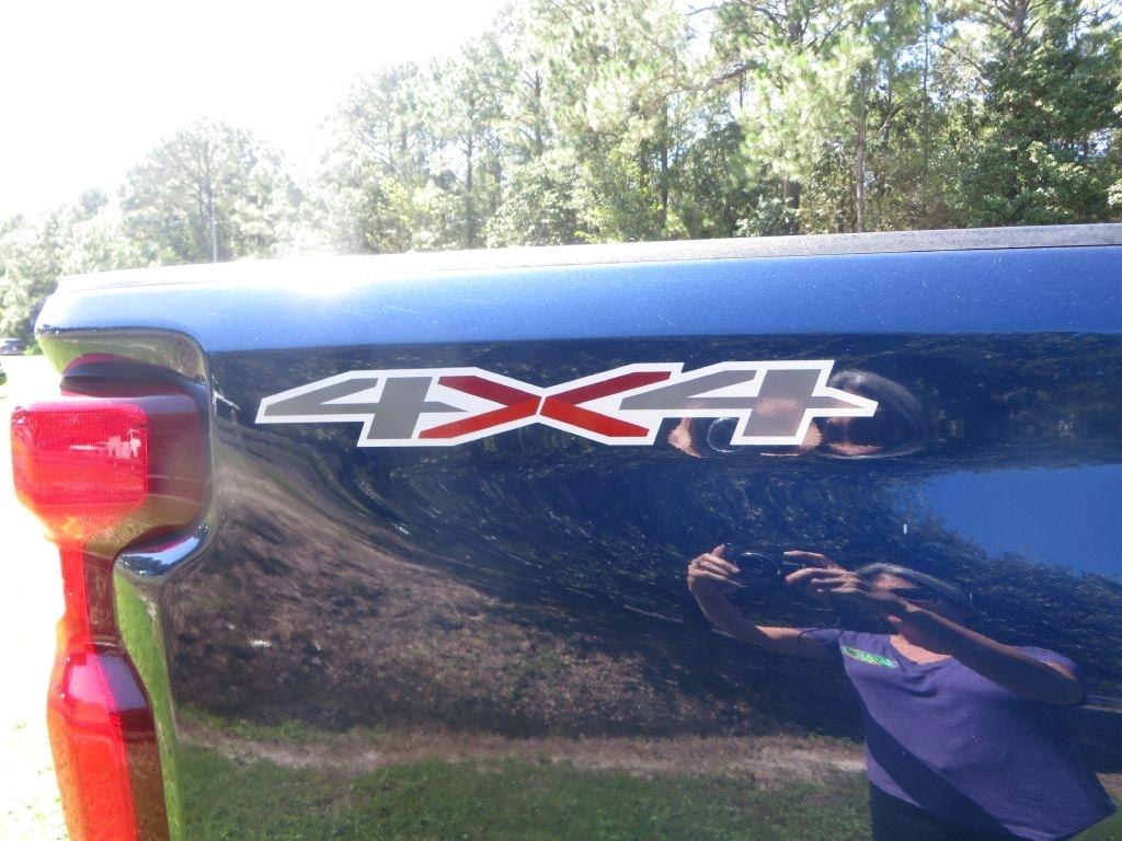 Chevrolet Silverado 2500HD  2021