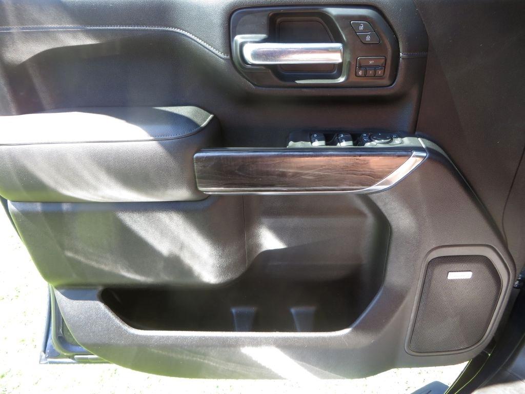 Chevrolet Silverado 2500HD  2021