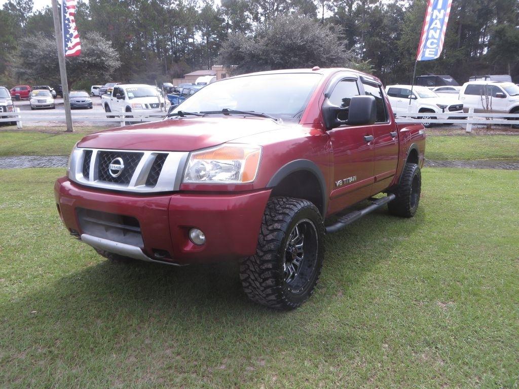 Nissan Titan  2015