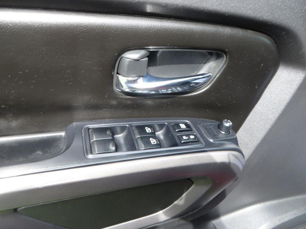Nissan Titan  2015