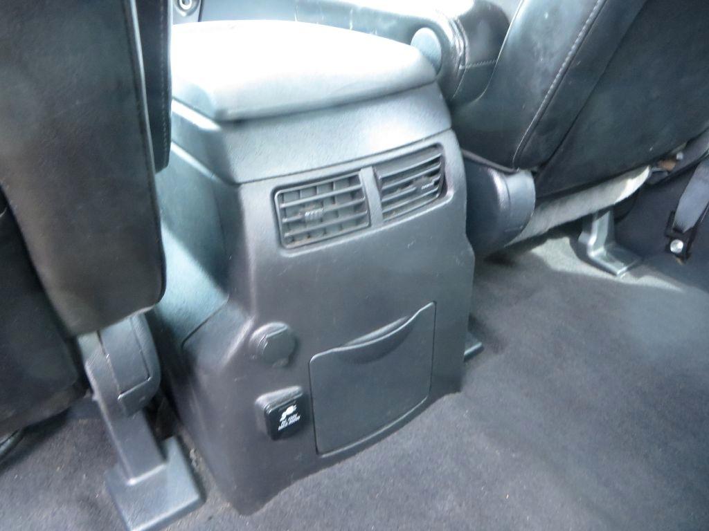 Nissan Titan  2015