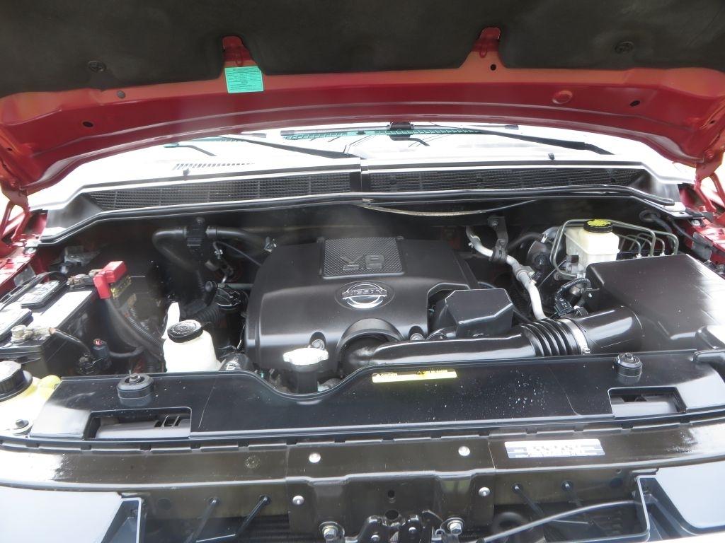 Nissan Titan  2015