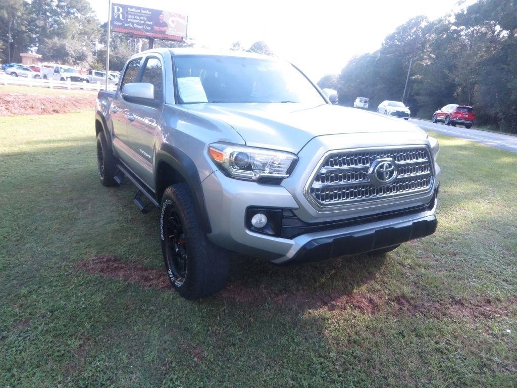 Toyota Tacoma  2017