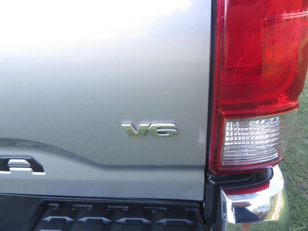 Toyota Tacoma  2017