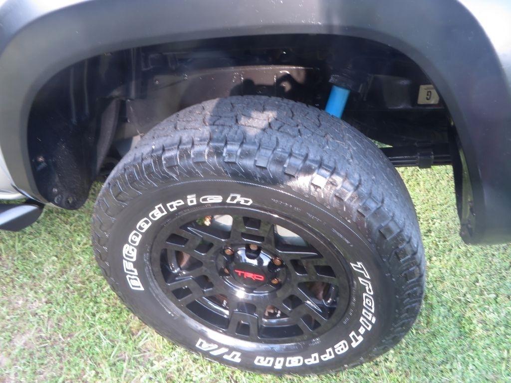 Toyota Tacoma  2017