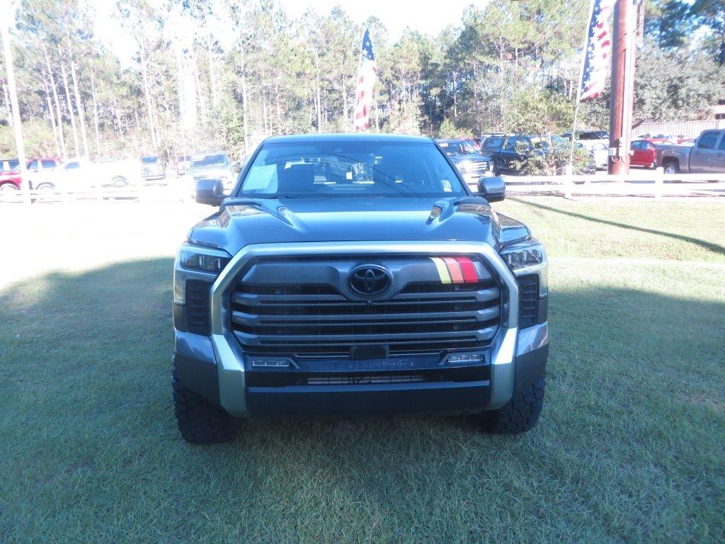 Toyota Tundra 4WD  2022