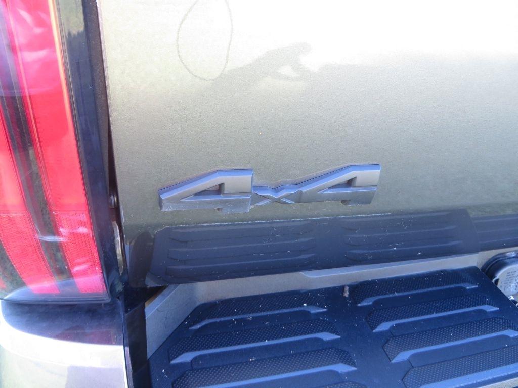 Toyota Tundra 4WD  2022