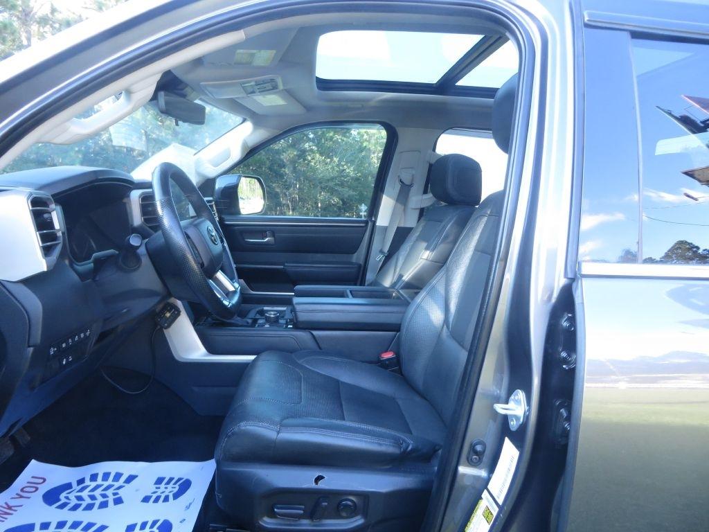 Toyota Tundra 4WD  2022