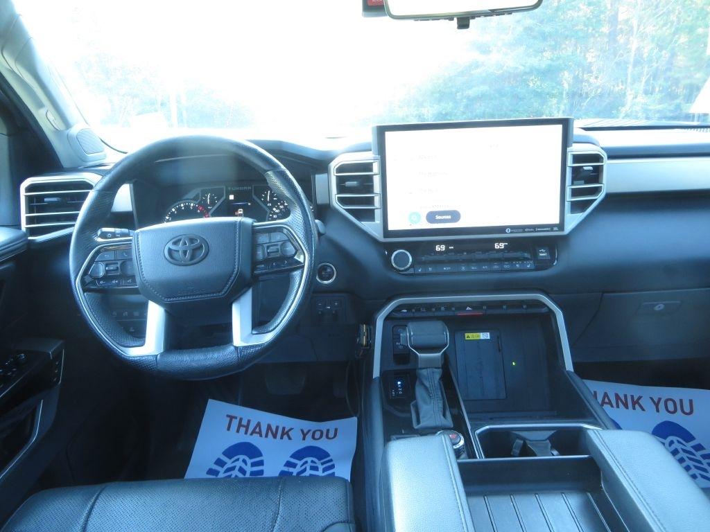 Toyota Tundra 4WD  2022