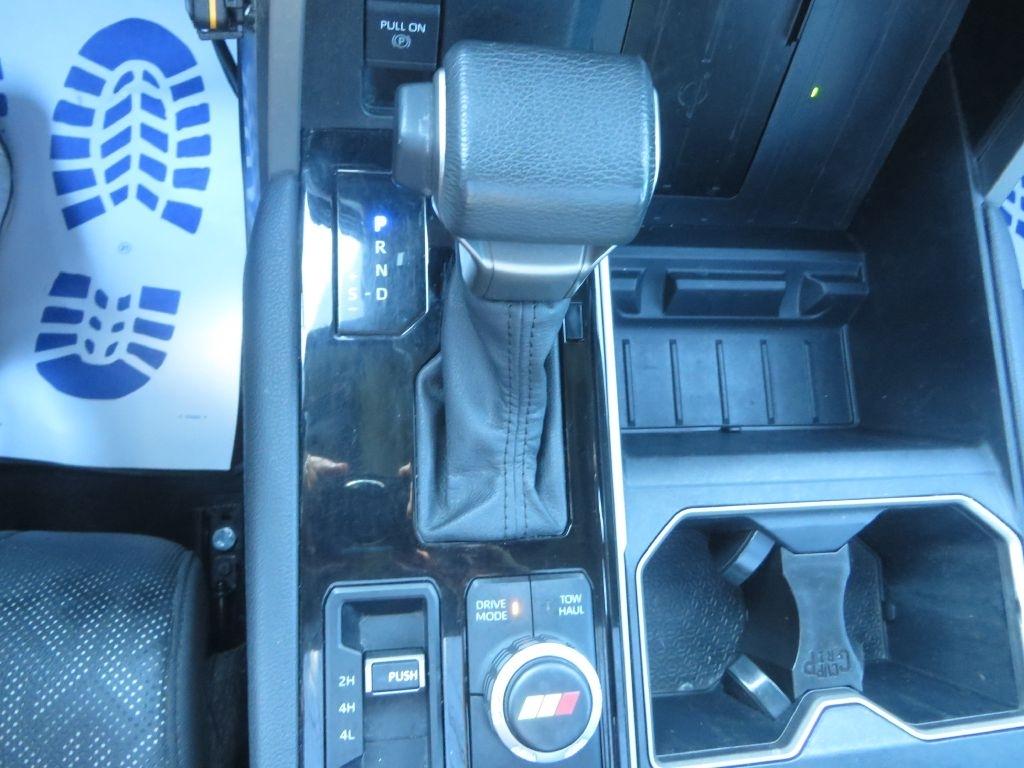 Toyota Tundra 4WD  2022
