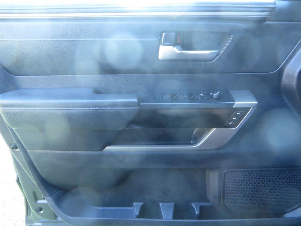 Toyota Tundra 4WD  2022