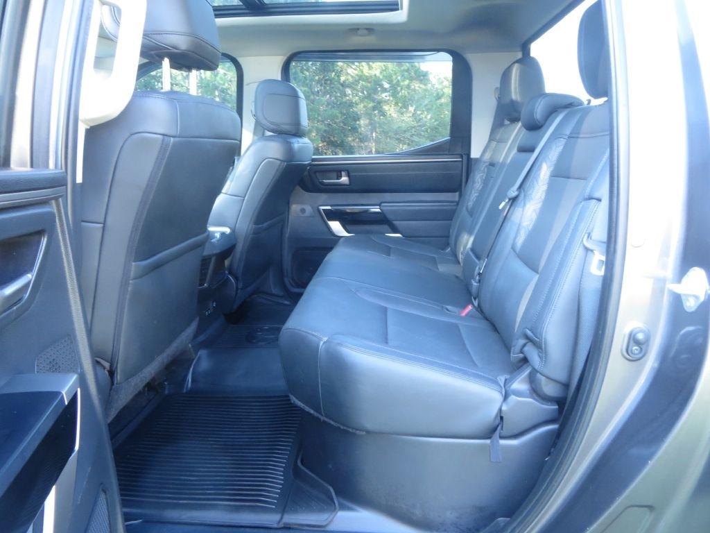 Toyota Tundra 4WD  2022