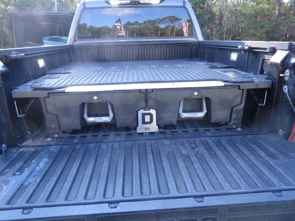 Toyota Tundra 4WD  2022