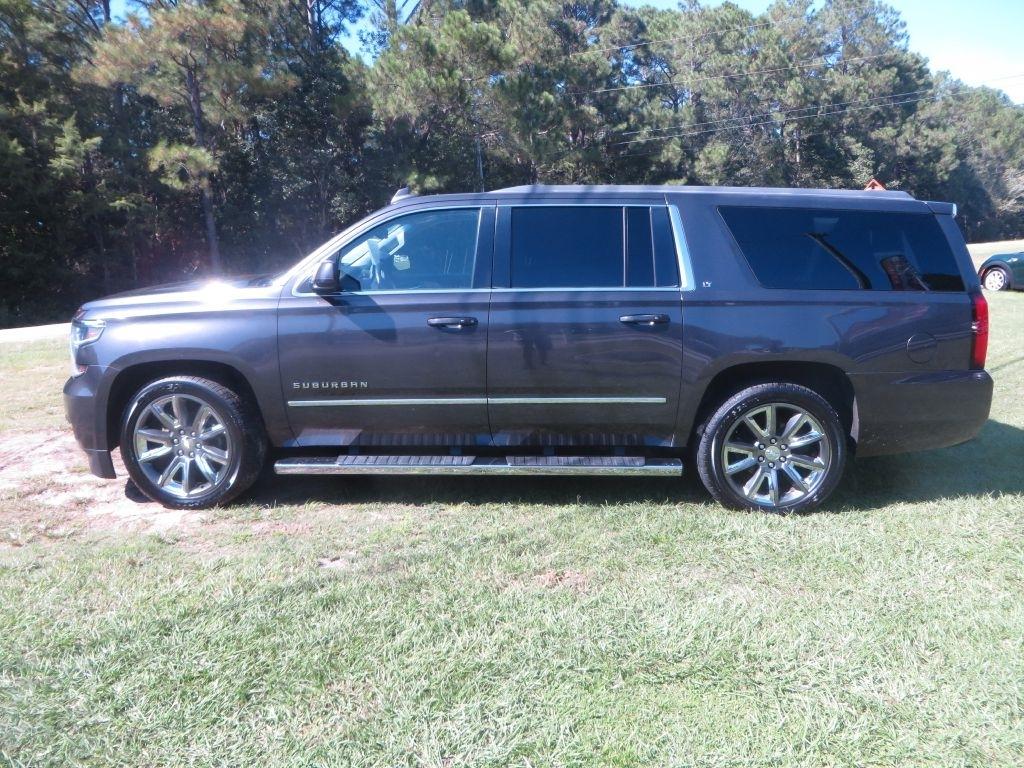 Chevrolet Suburban 1500 LT 2018