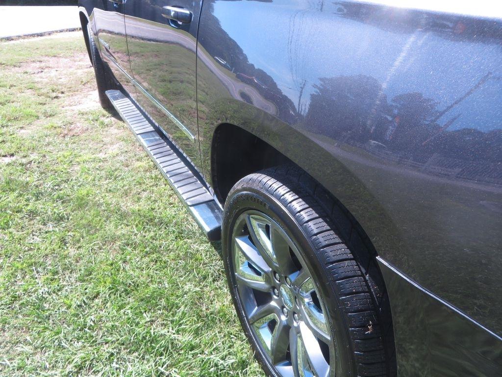 Chevrolet Suburban 1500 LT 2018