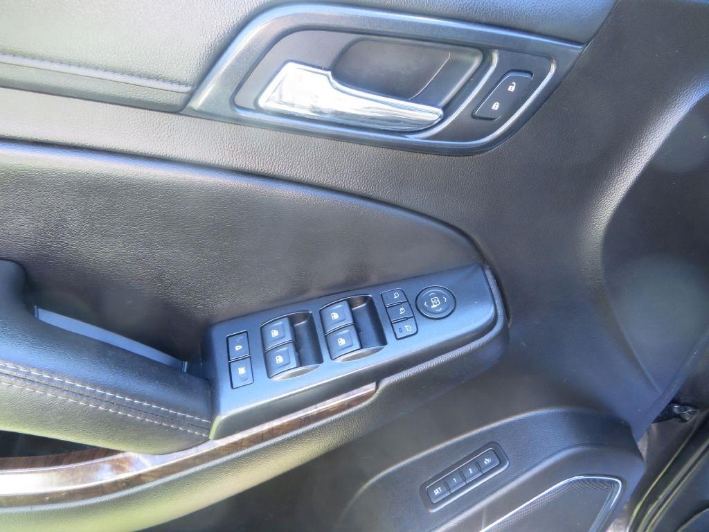 Chevrolet Suburban 1500 LT 2018